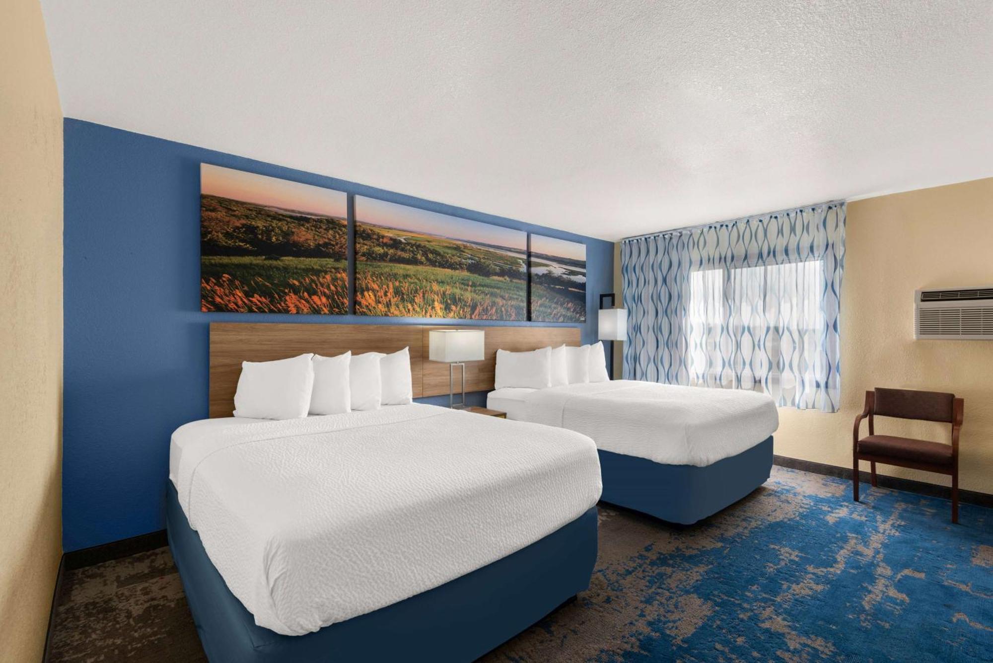 Days Inn By Wyndham Newton Exterior photo